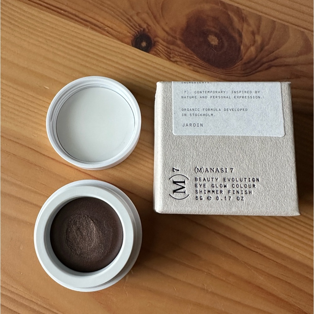 MANASI 7 Eye Glow Colour in Jardin